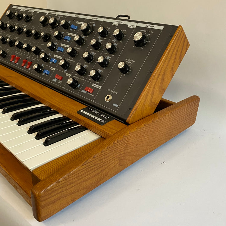 Moog Minimoog Voyager Old School - Voyager OS