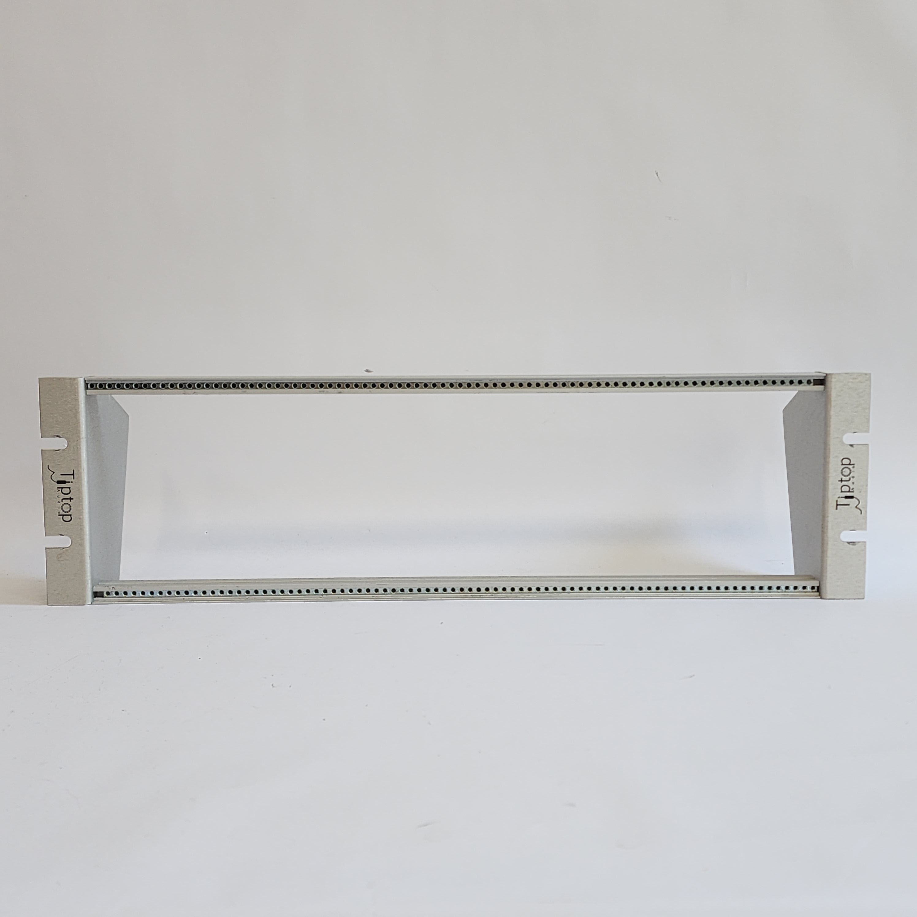 Tiptop Audio 84HP Z-Rails and Z-Ears Set - Silver