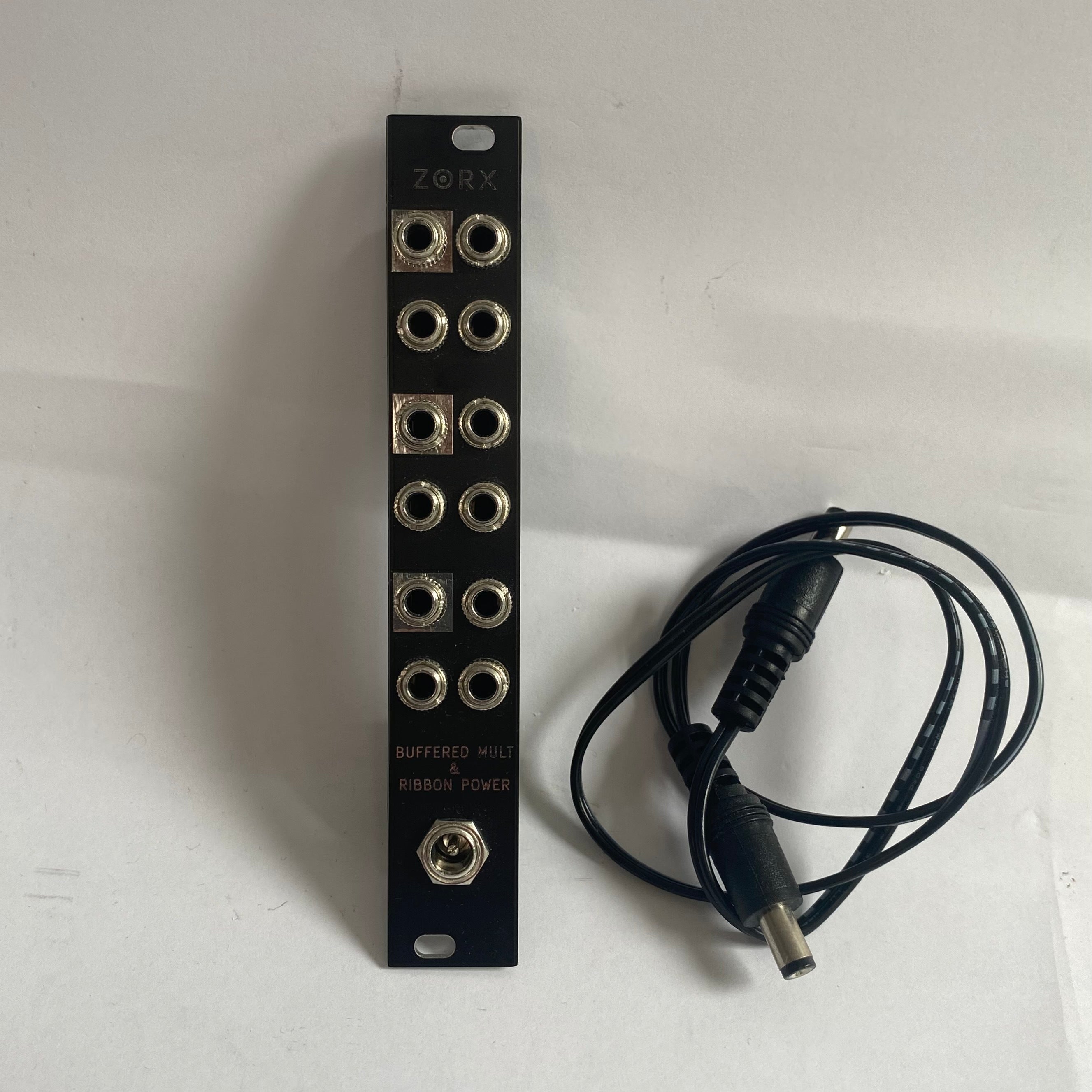 Zorx Power and Buffered Multiple and Ribbon controller power w/ barrel cable