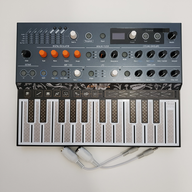 Arturia Microfreak