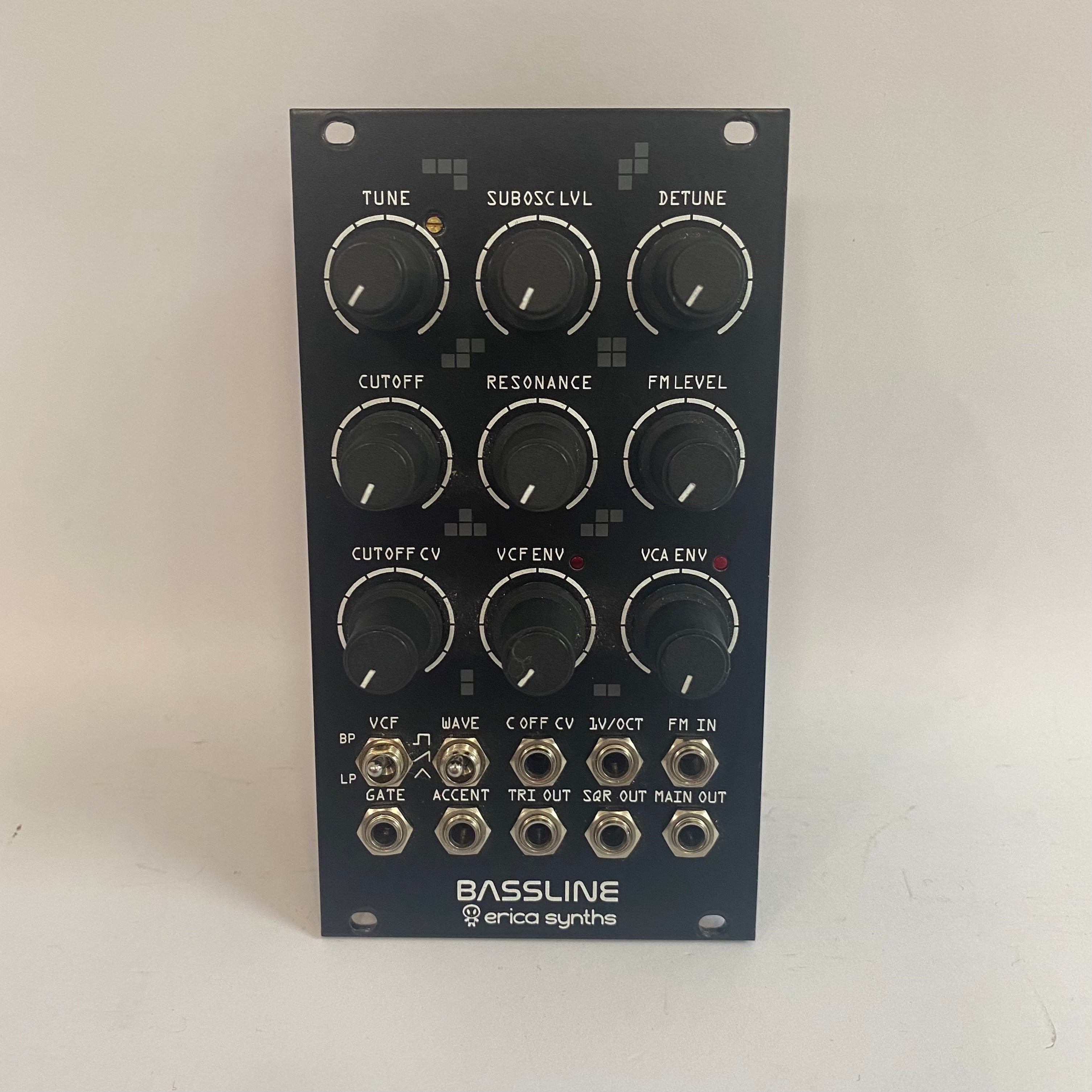 Erica Synths Bassline