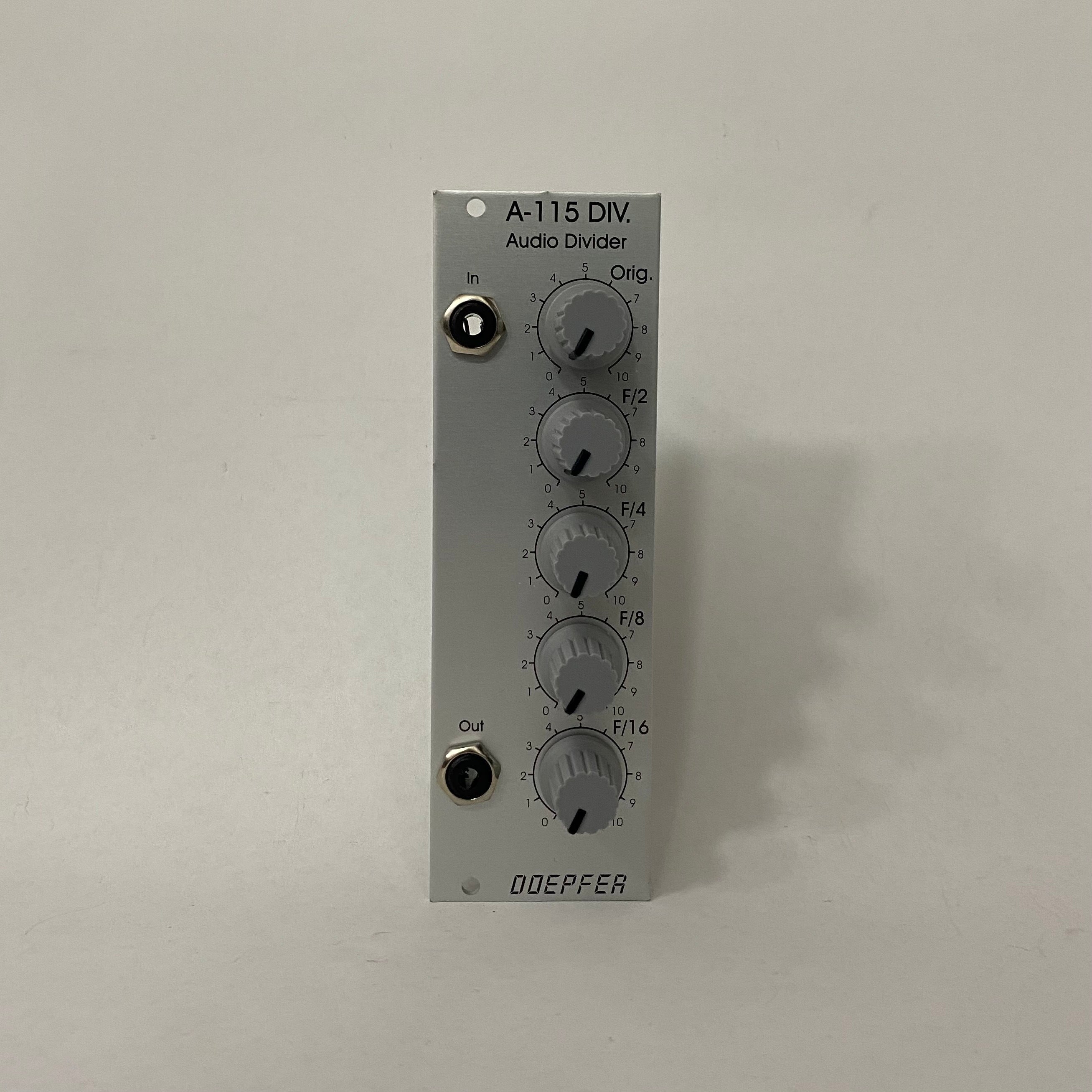 Doepfer A-115 Audio Divider