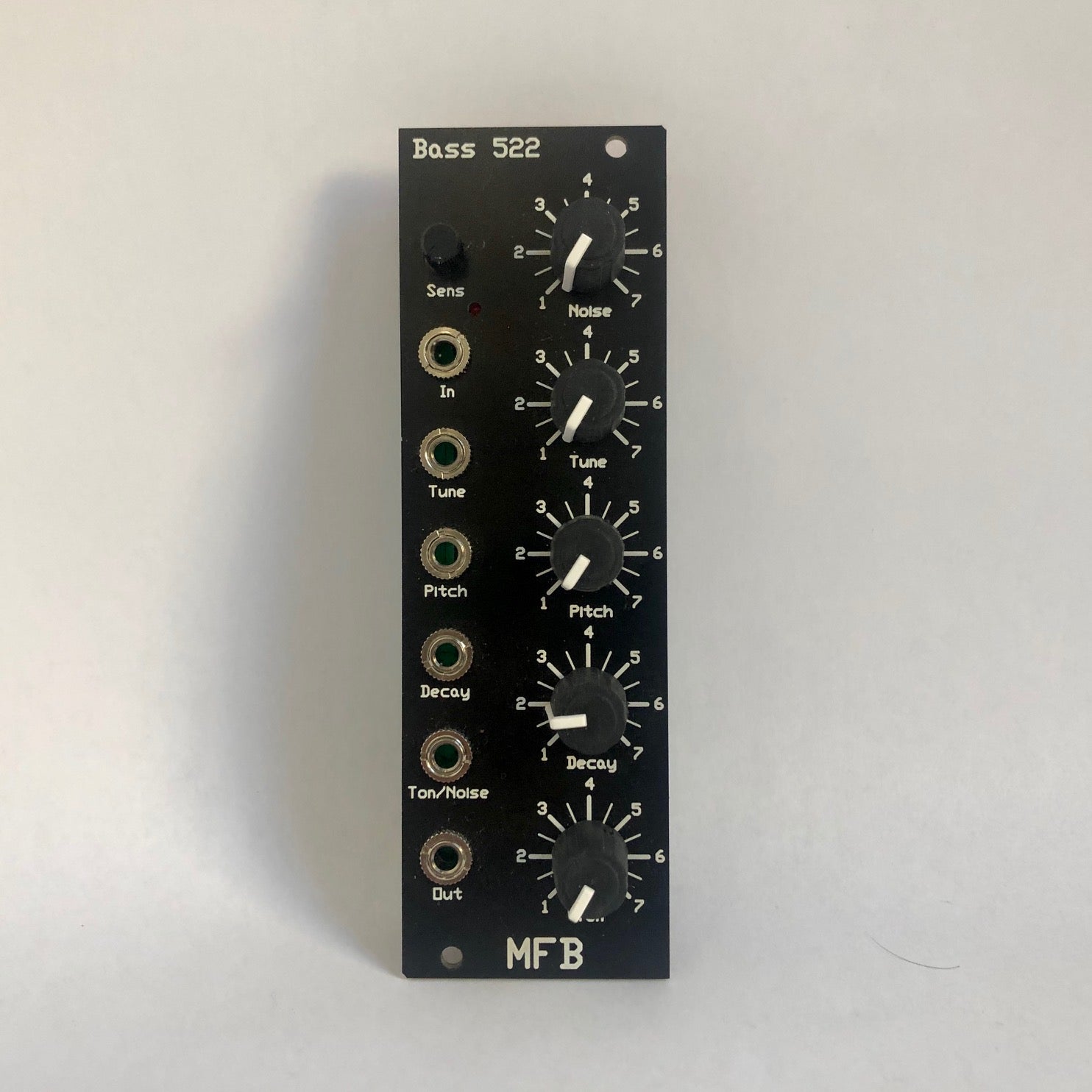MFB Bass 522