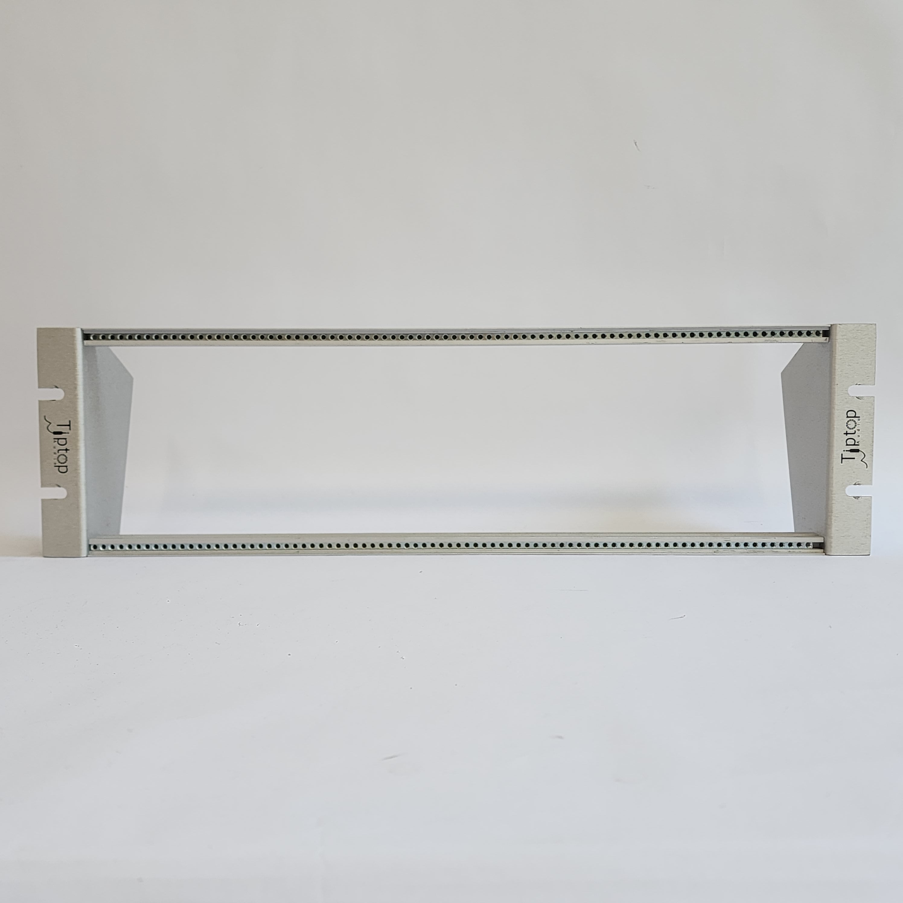 Tiptop Audio 84HP Z-Rails and Z-Ears Set - Silver