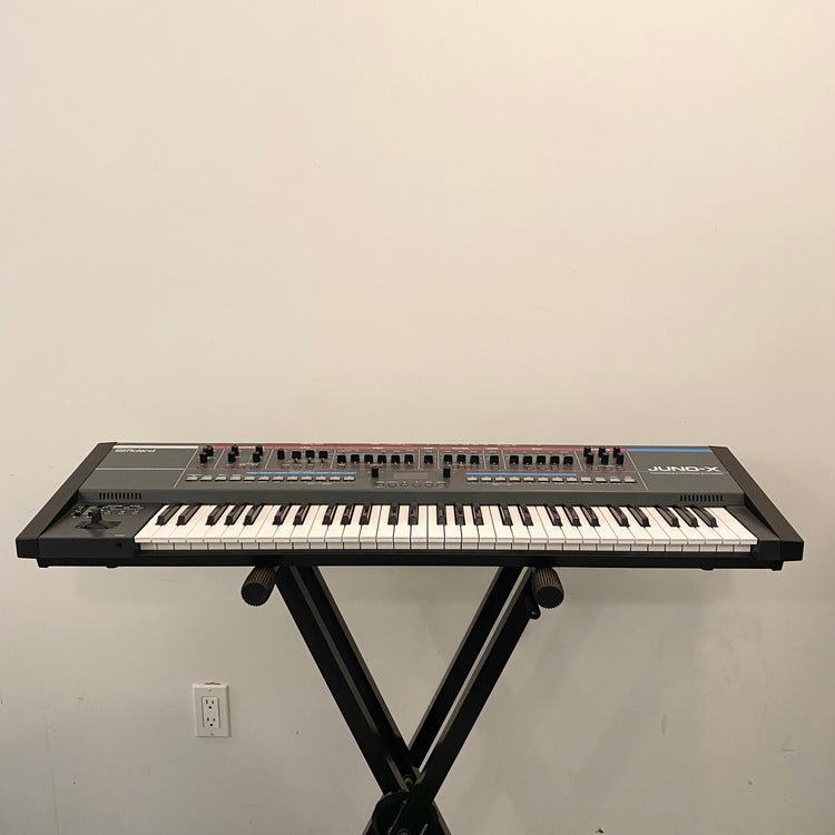 Roland JUNO-X Programmable Polyphonic Synthesizer
