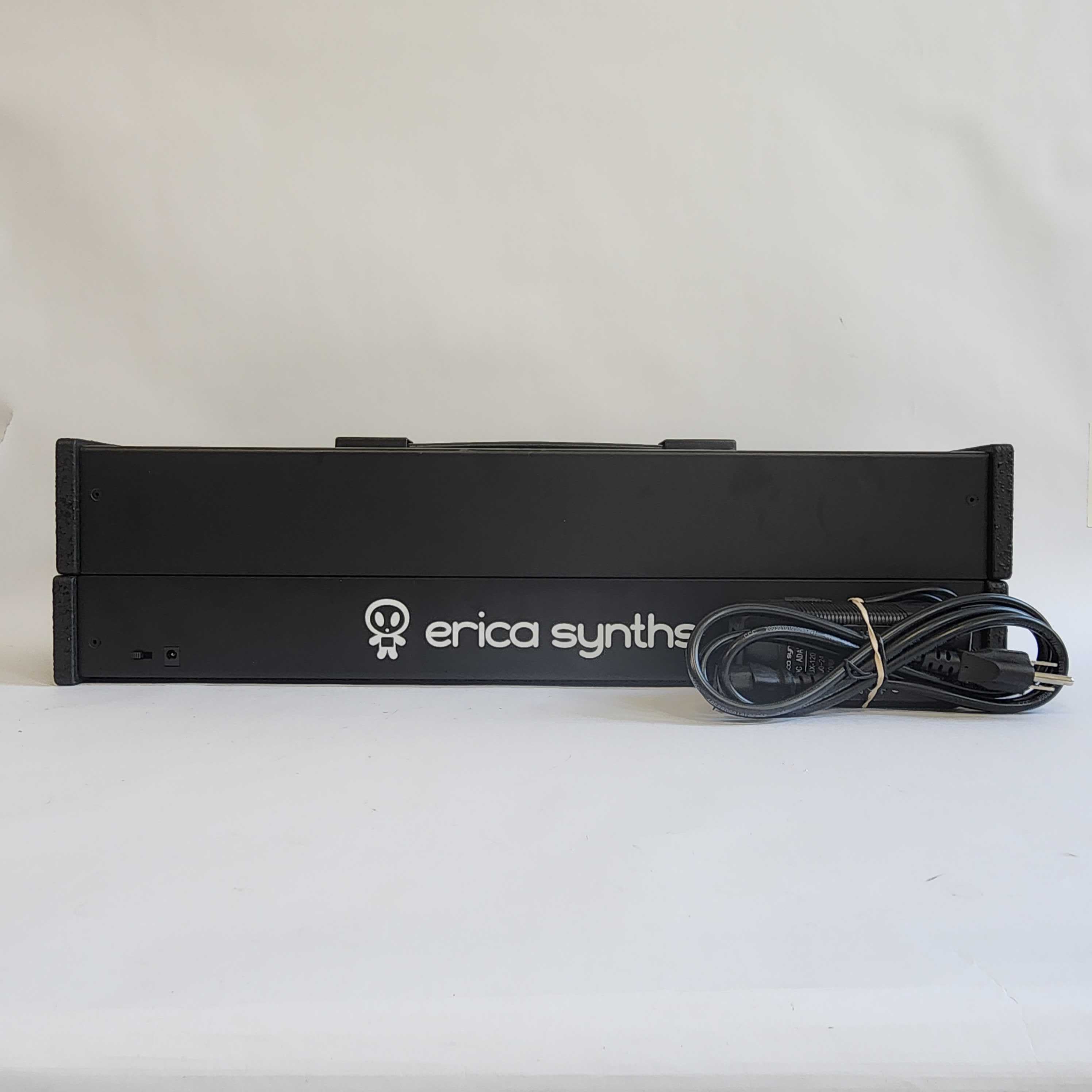 Erica Synths 104HP Aluminum Skiff Case and Lid