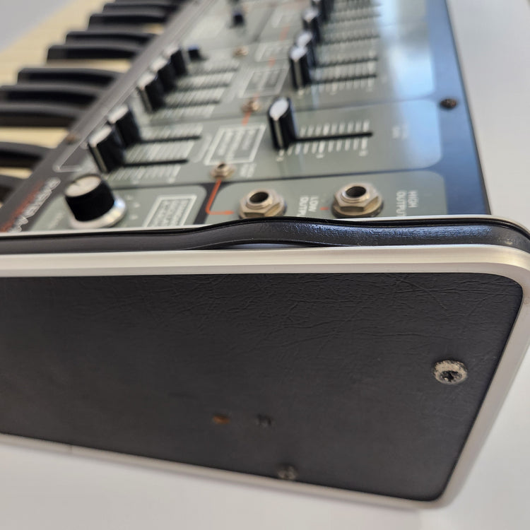 Roland System 100 Model 101 37-Key Keyboard with Original Case