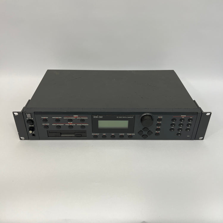 E-MU Systems ESI-32 Rackmount Multitimbral Sampler