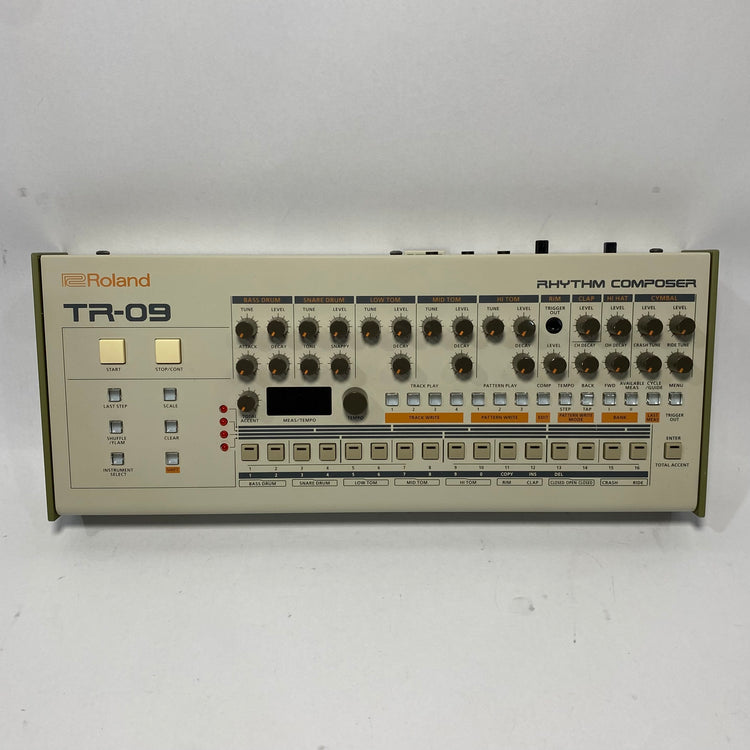 Roland TR-09