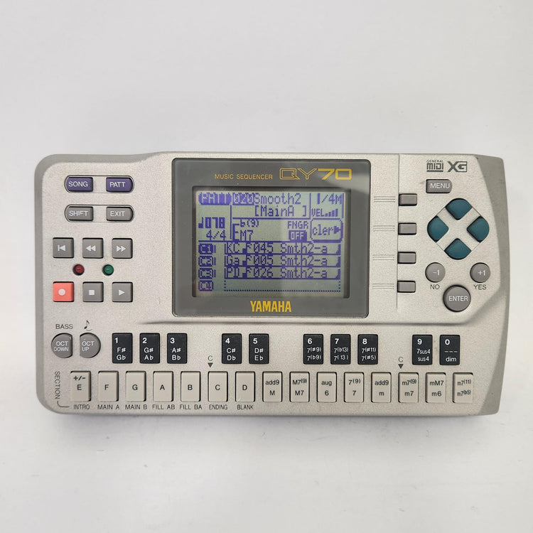 Yamaha QY70 Music Sequencer Groovebox Workstation