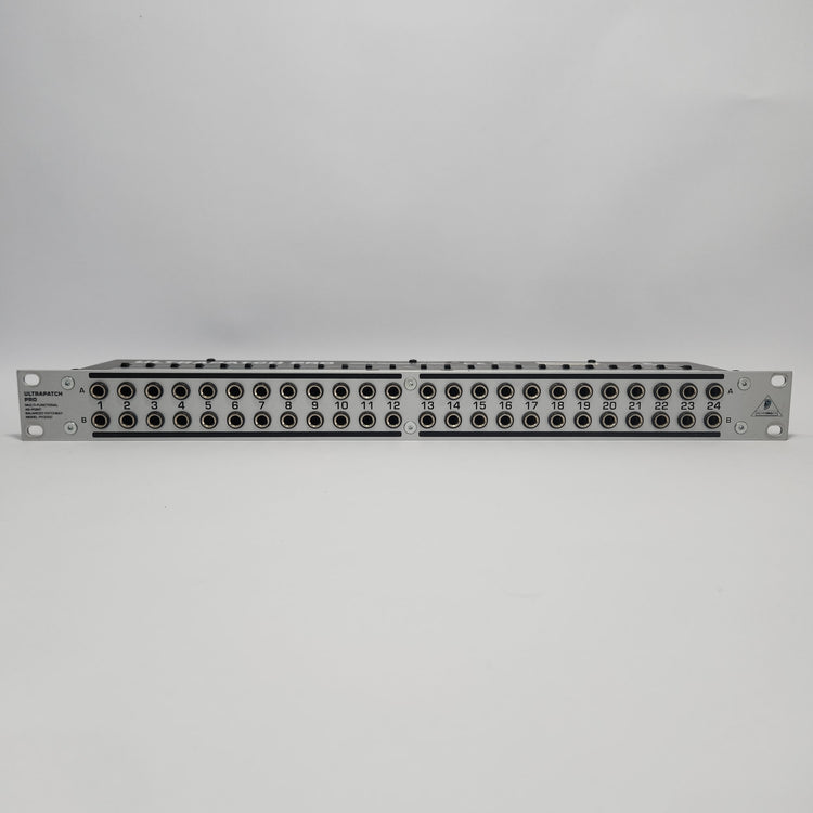 Behringer PX3000 Ultrapatch Pro Patchbay
