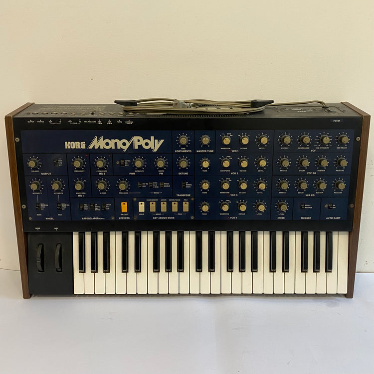 Korg Mono/Poly MP-4 4VCO Synthesizer with Hardcase