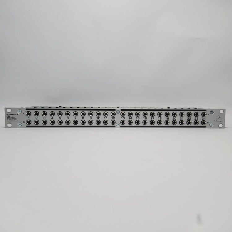 Behringer PX3000 Ultrapatch Pro Patchbay