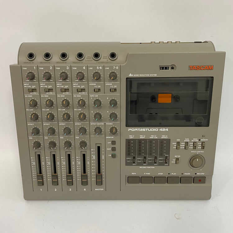 Tascam Portastudio 424