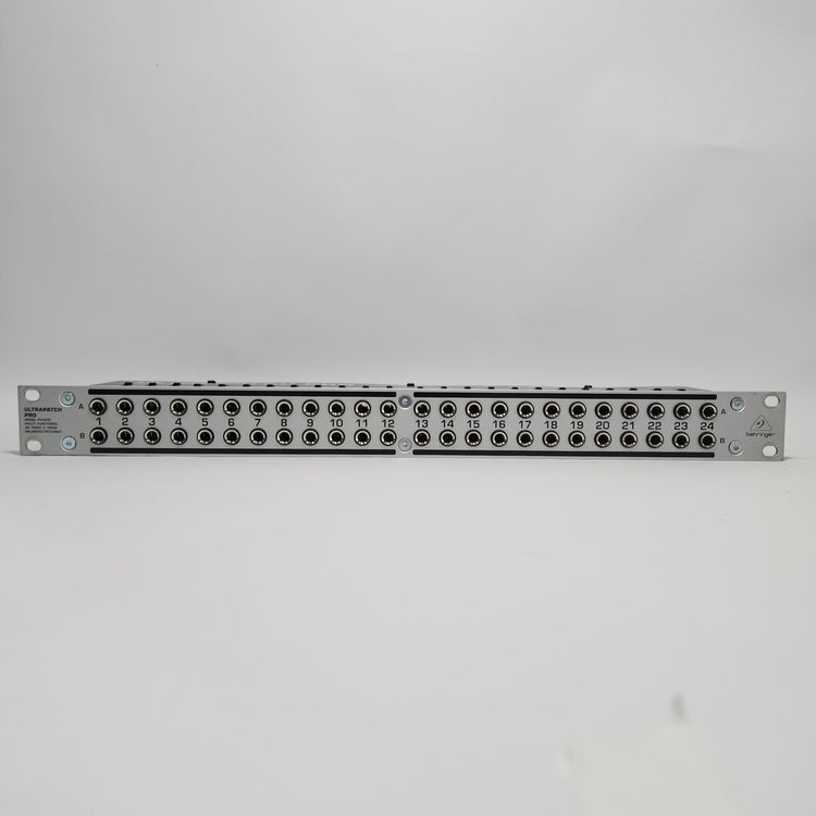 Behringer PX3000 Ultrapatch Pro Patchbay