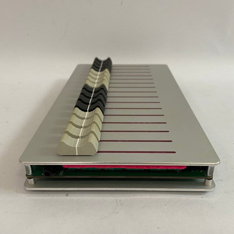 Michigan Synth Works 16n Faderbank Controller