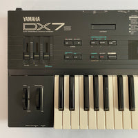 Yamaha DX7s w/ Travel Bag