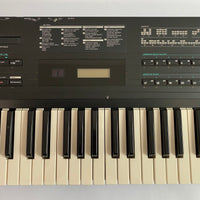 Yamaha DX7s w/ Travel Bag