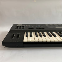 Yamaha DX7s w/ Travel Bag