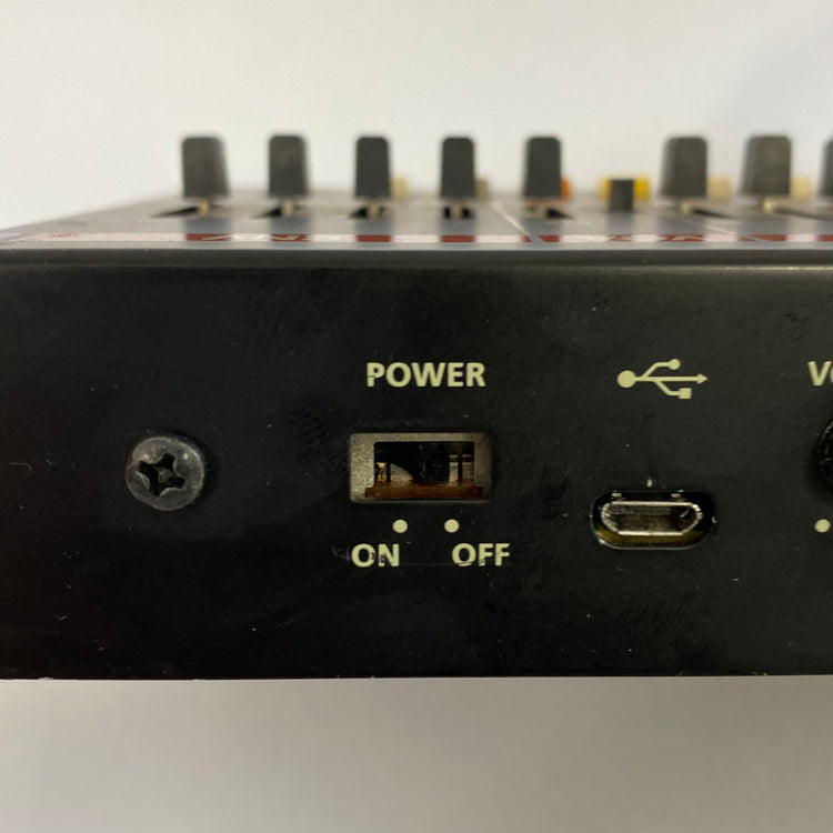 Roland Boutique JU-06A Juno Sound Module