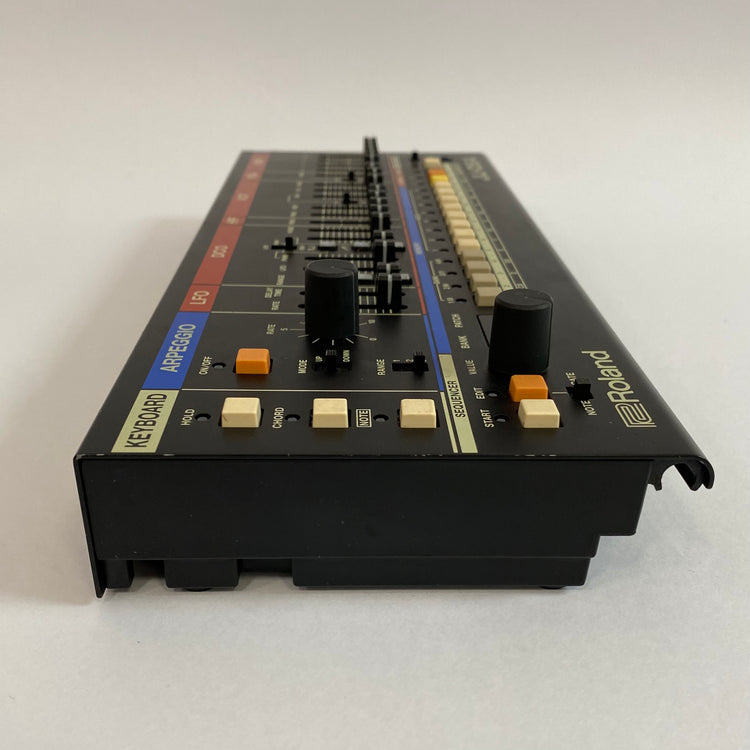Roland Boutique JU-06A Juno Sound Module