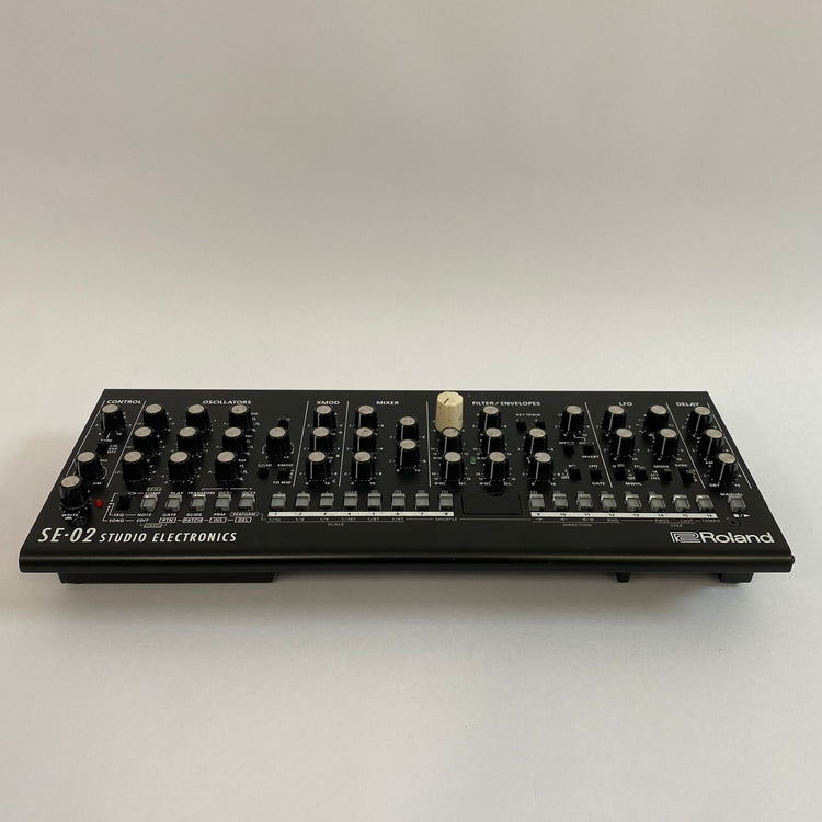 Roland Boutique SE-02 Analog Synthesizer