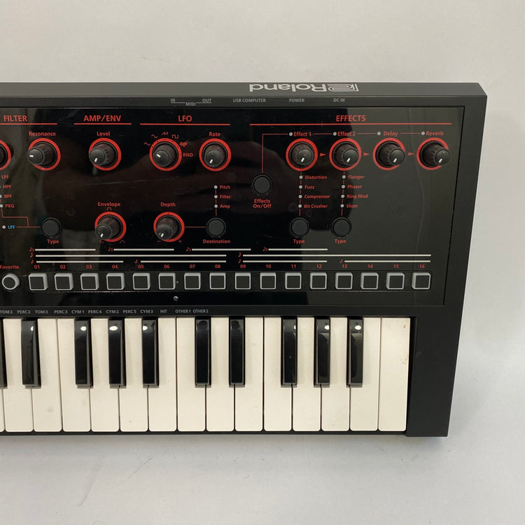 Roland JD-Xi Analog/Digital Synthesizer with Vocoder