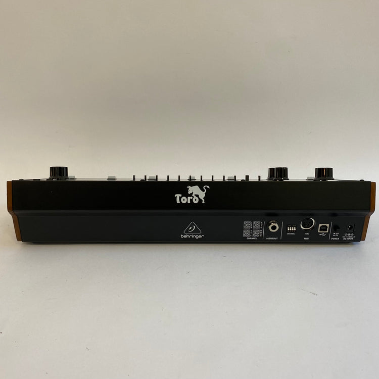 Behringer TORO Analog Bass Synthesizer