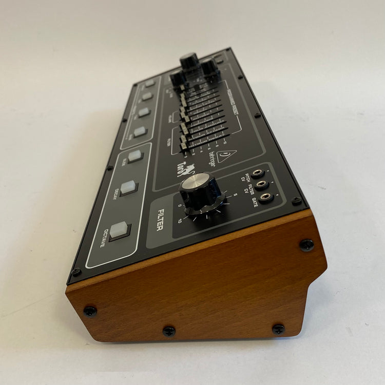 Behringer TORO Analog Bass Synthesizer