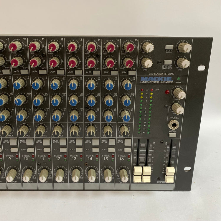 Mackie LM-3204 16-Channel Compact Line Mixer