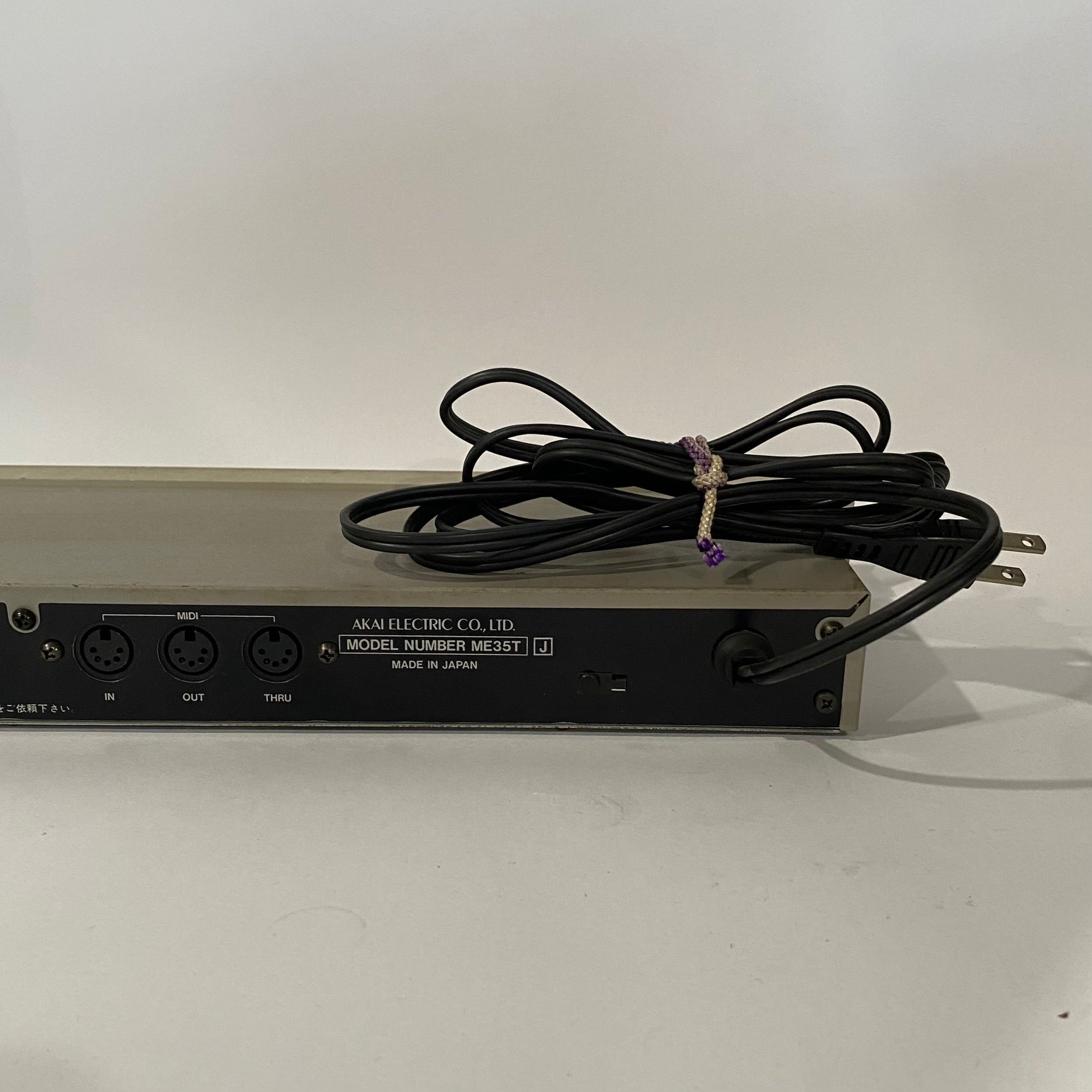 Used Akai ME35T