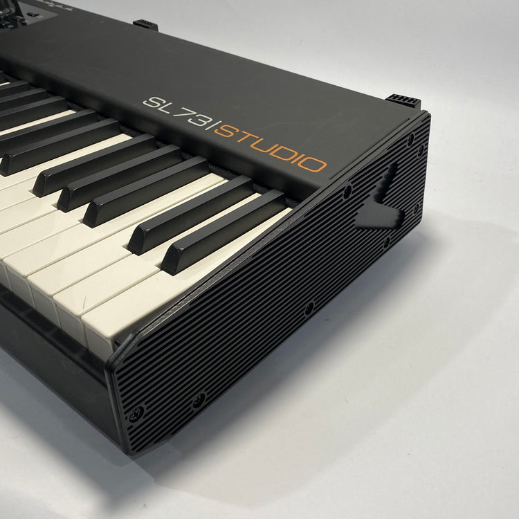 StudioLogic SL73 Keyboard with Stand