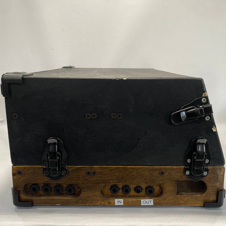 Case from Lake Custom 98 HP 13U Eurorack Case w/ Befaco Power Supply