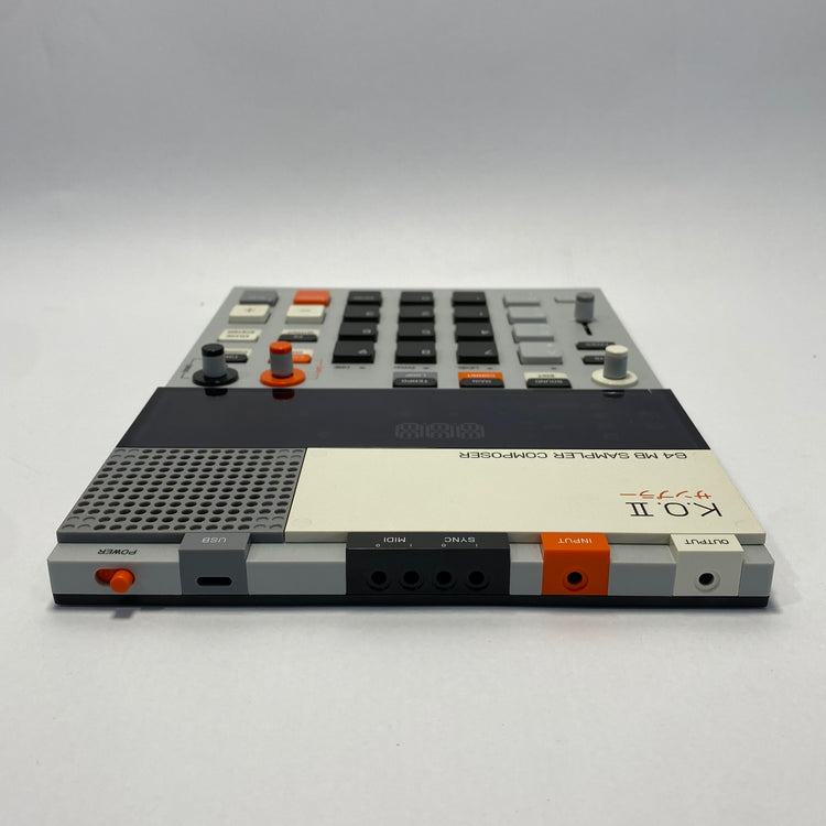 Teenage Engineering EP–133 K.O. II w/ cover