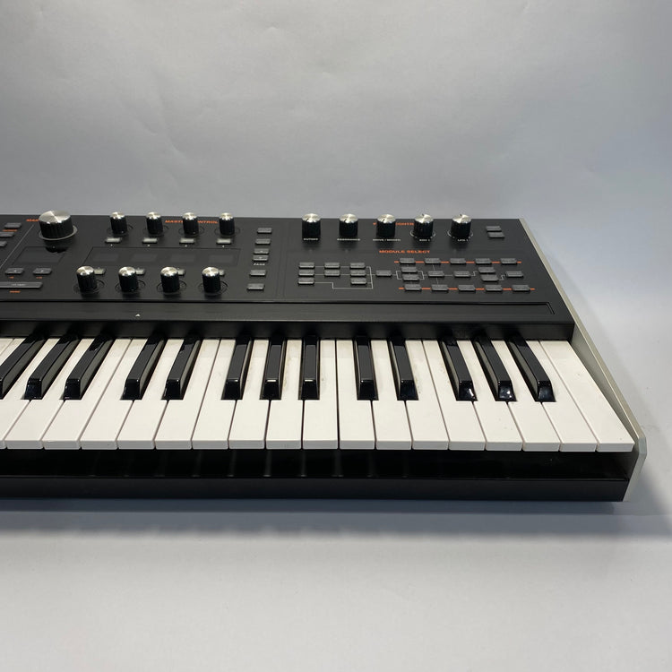 ASM Hydrasynth 49-key 8-voice Polyphonic Wave Morphing Synthesizer