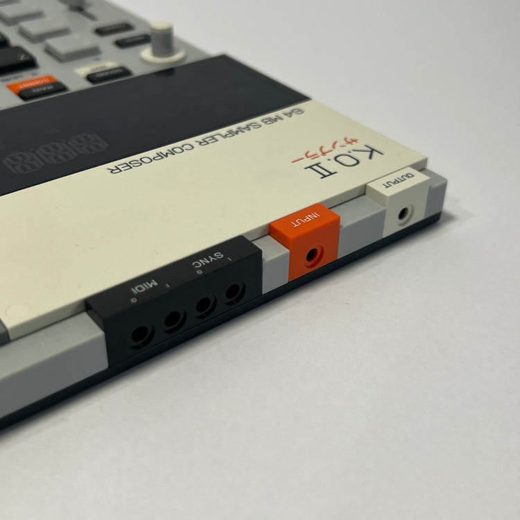 Teenage Engineering EP–133 K.O. II w/ cover