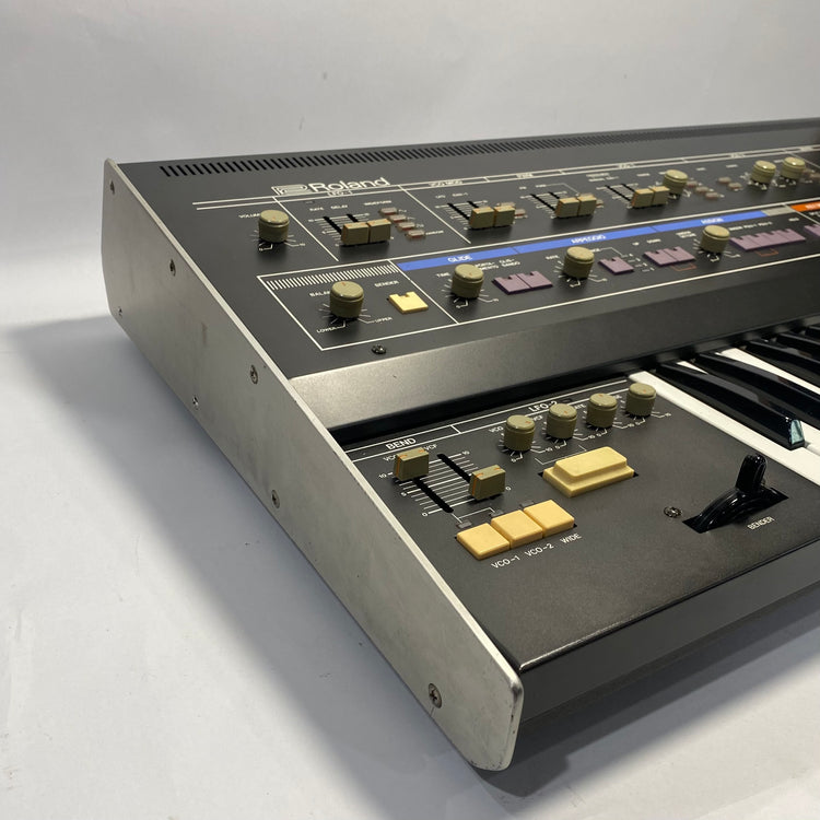 Roland Jupiter-6 with Flight Case and FV-200 Expression Pedal