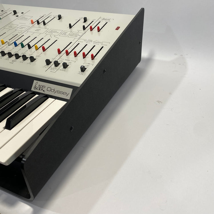 Korg Arp Odyssey FS Rev1 37-Key Duophonic Analog Synthesizer with Travel Case