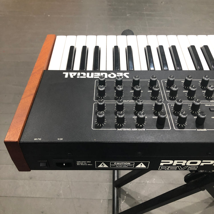 Dave Smith Prophet Rev 2 8-Voice Keyboard