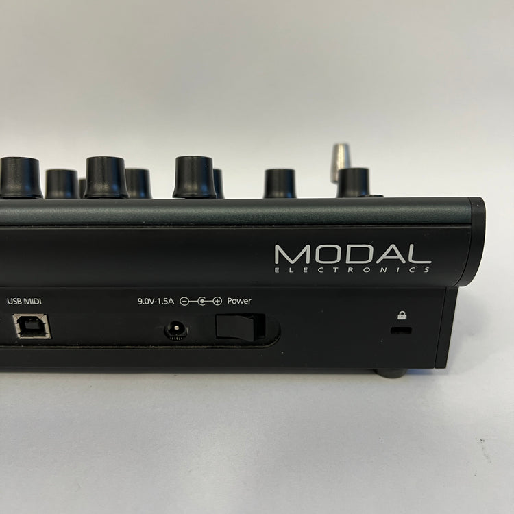 Modal Electronics Argon8M