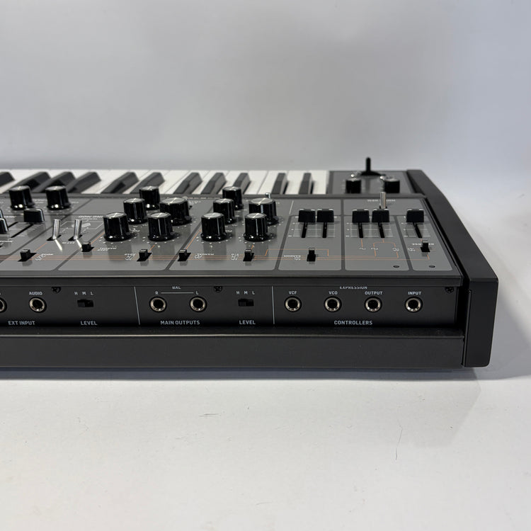 Behringer MS-5