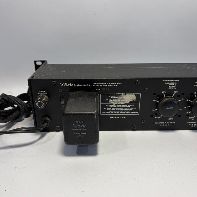 White Instruments 4400 EQ with Metal Cover