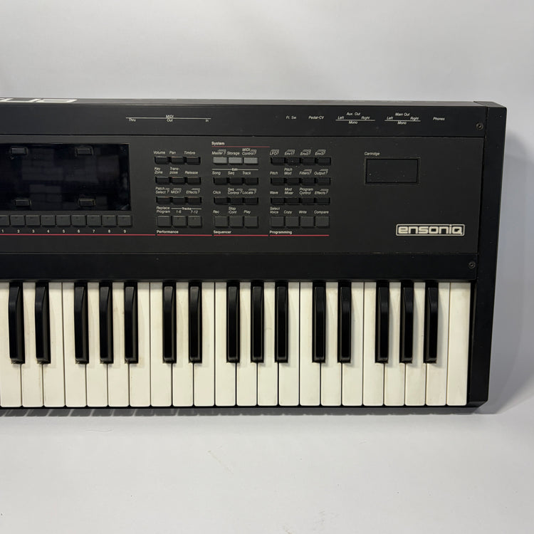 Ensoniq SD-1 32 Voice Synthesizer