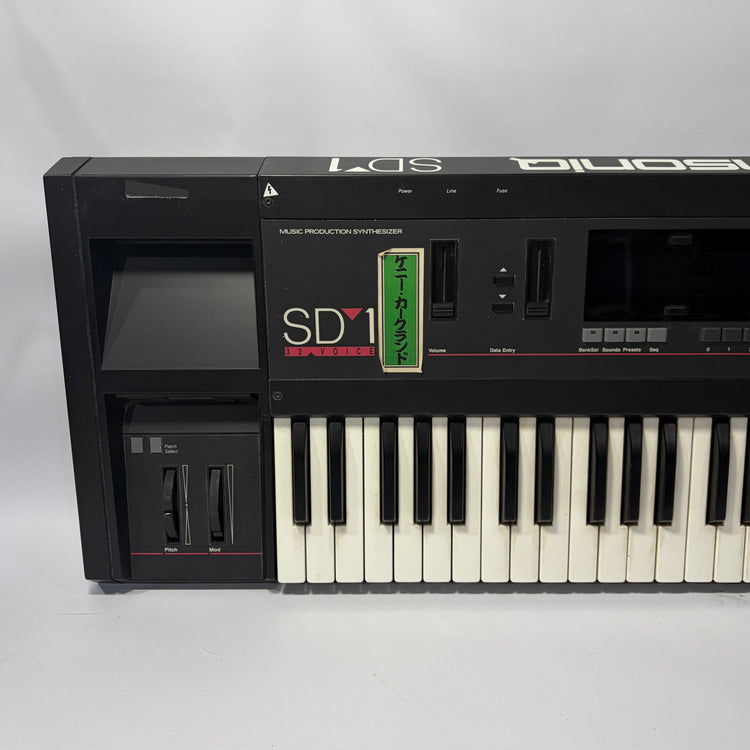 Ensoniq SD-1 32 Voice Synthesizer