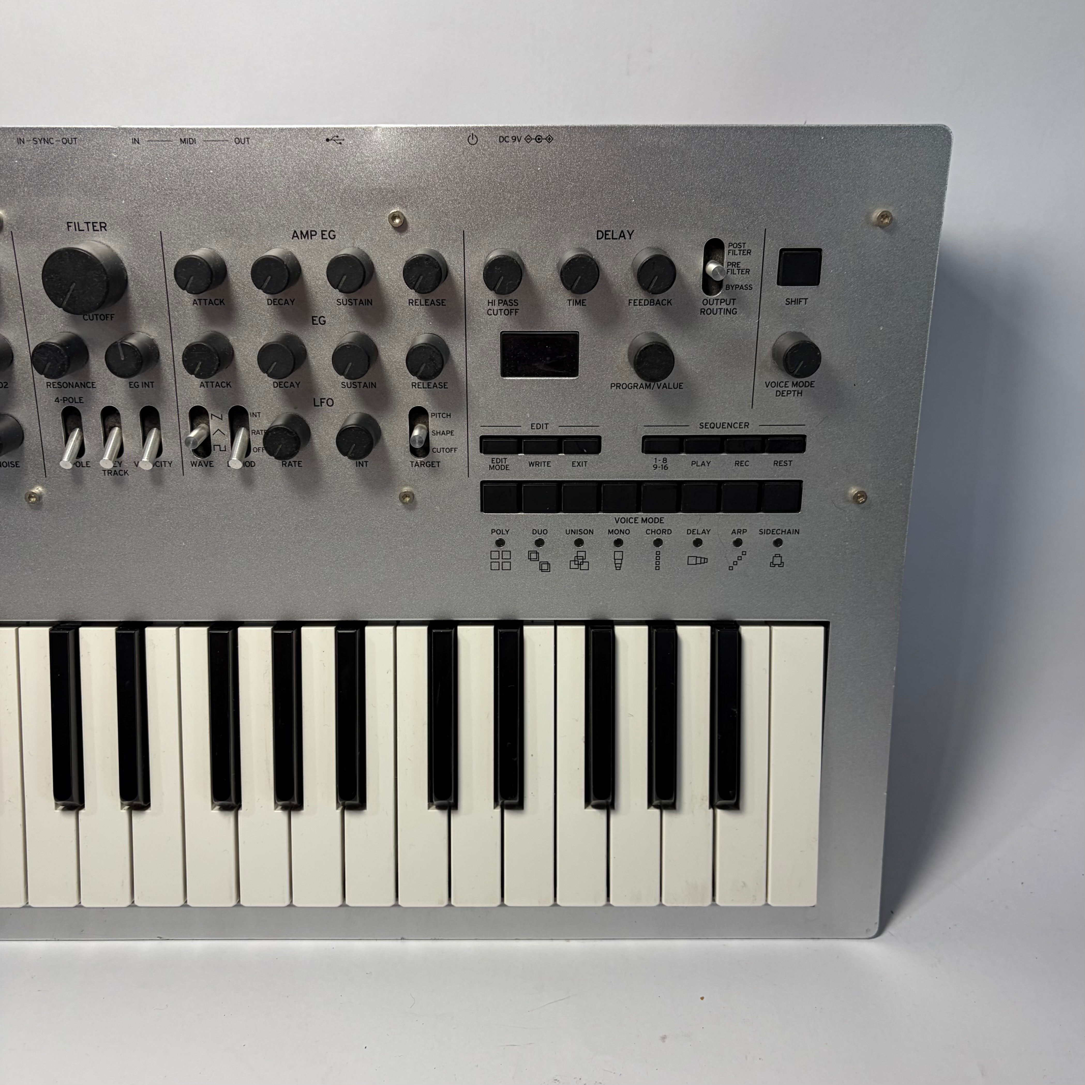 Used Korg Minilogue