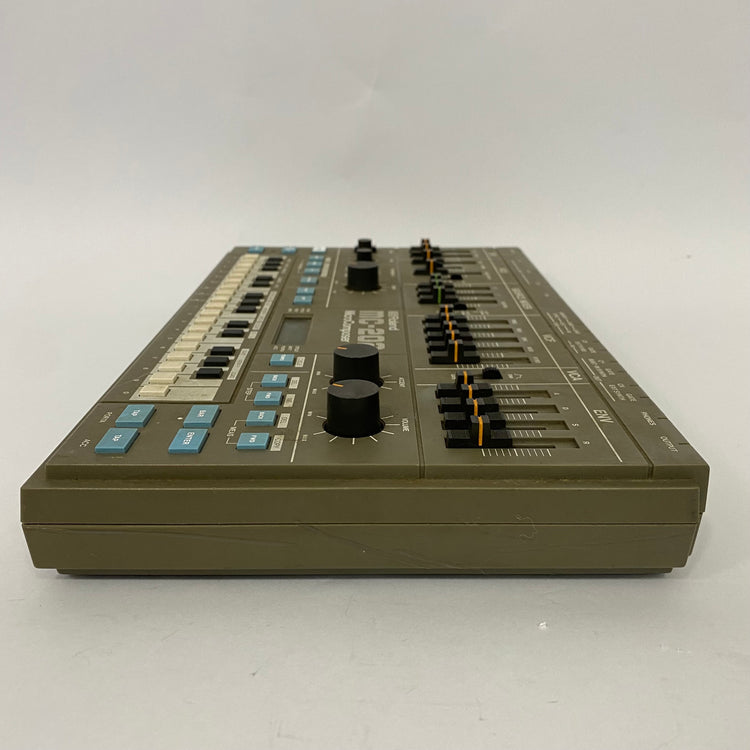 Roland MC-202 MicroComposer