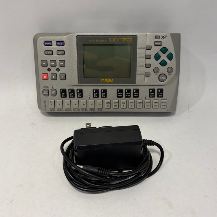 Yamaha QY70 Music Sequencer Groovebox Workstation