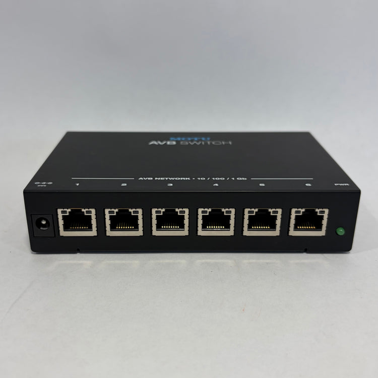 MOTU AVB Switch