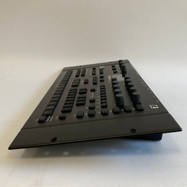 Elektron Analog Four MKII with RMK-3b Rackmount Kit