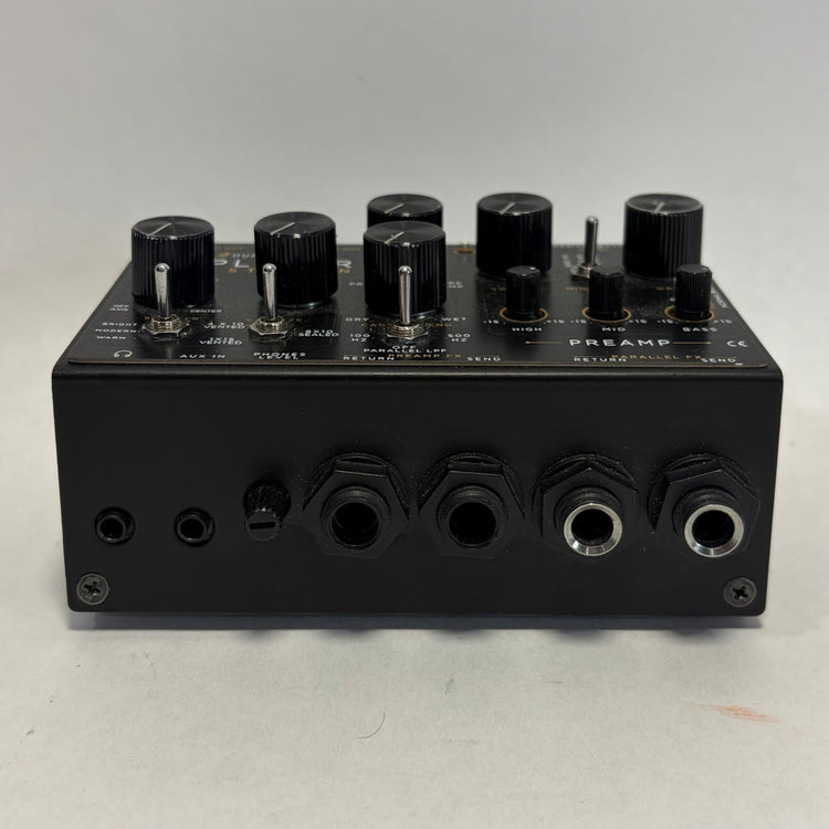 DSM & Humboldt Electronics Simplifier Bass Station Preamp / CabSim / DI